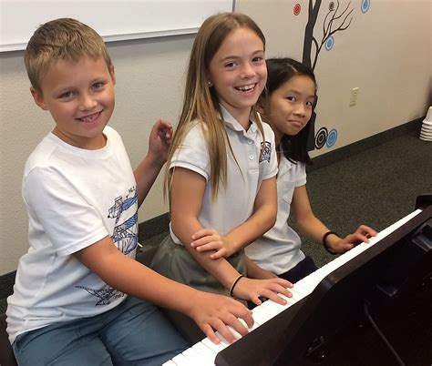 5 Tips to Help You Convert to Group Piano Lessons - Creative Music Education