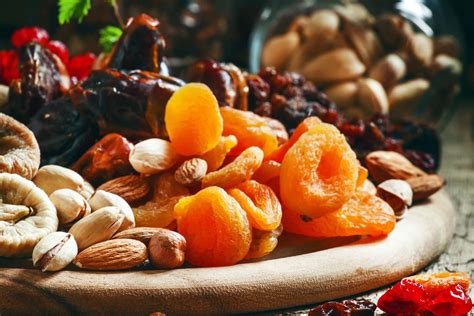 Most fruit trees like a soil ph between 6.0 and 6.5, but there are exceptions. Magellan Sun Dried Fruit