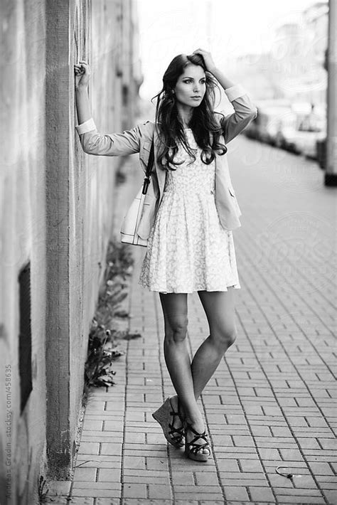 European City Girl By Andreas Gradin Photography Poses Women Lifestyle Photography Street