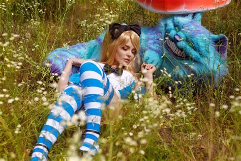 Kalinka Fox As Alice In Wonderland 10 Nf Host