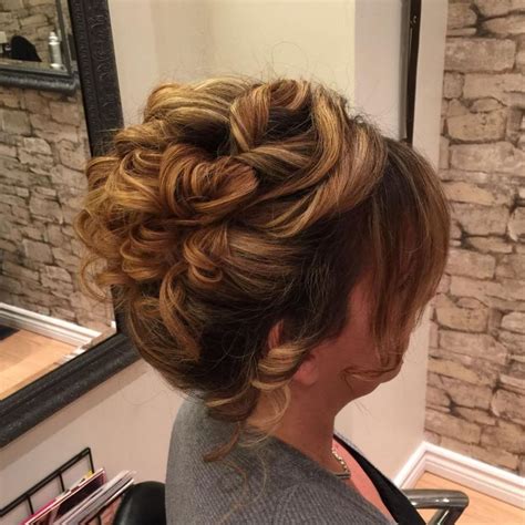 Pinned Curly Updo For Shorter Hair Hair Styles Mother Of The Bride