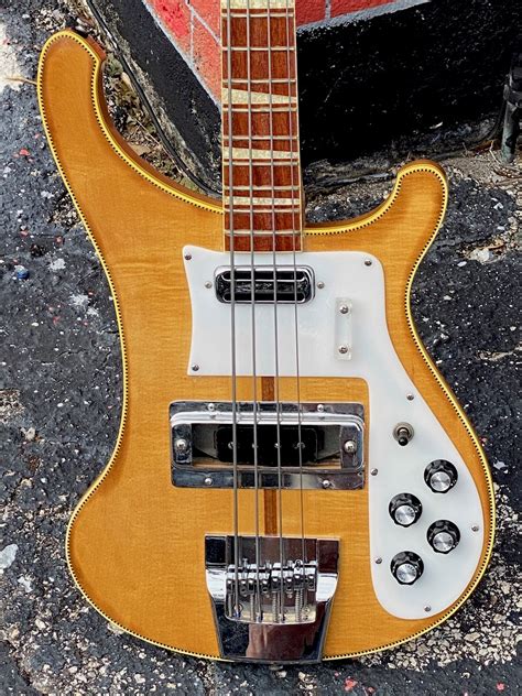 Rickenbacker 4001 Bass 1972 Mapleglo Finish Bass For Sale Guitarbroker