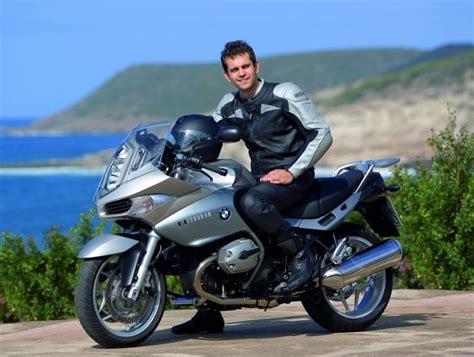 Motorcycle specifications, reviews, roadtest, photos, videos and comments on all motorcycles. BMW R 1200 ST 2006 - Galerie moto - MOTOPLANETE