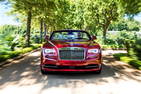 Figures quoted are averages from nationally available service contract providers and are adjusted to eliminate the profit margin from the calculation. 2021 Rolls-Royce Dawn Price, Review and Buying Guide ...