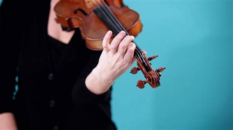 How To Position Your Left Hand Violin Lessons Youtube