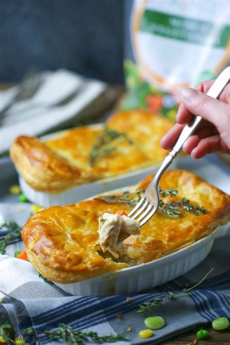 Jan 27, 2016 · heat the oven to 400°f. Easy Individual Chicken Pot Pie - What Should I Make For...