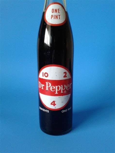 Dr Pepper One Pint Glass Soda Bottle 1960s
