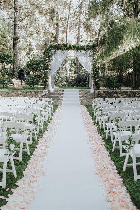 34 Stylish Outdoor Wedding Aisle Décor Ideas Chicwedd