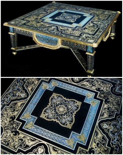 Traditionally, a charger holds the spot for the. Table basse, marqueterie boulle. | Marqueterie bois ...