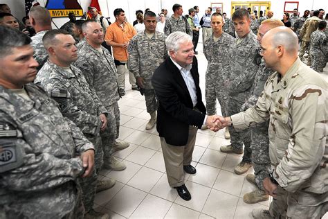 Thanking The Troops Us Defense Secretary Robert M Gates Flickr