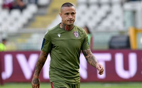 € * 26 tem 1988, moreno, arjantin 'Radja Nainggolan dwarsboomt transferplannen van Club ...