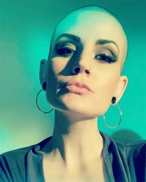 Instagram Photo By Jess High • Apr 12 2020 At 201 Pm Bald Head Women Bald Women Bald Girl