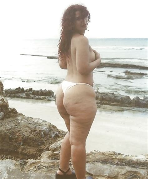 Candid Mature Bikini Butt Voyeur Beach Booty 55 Pics