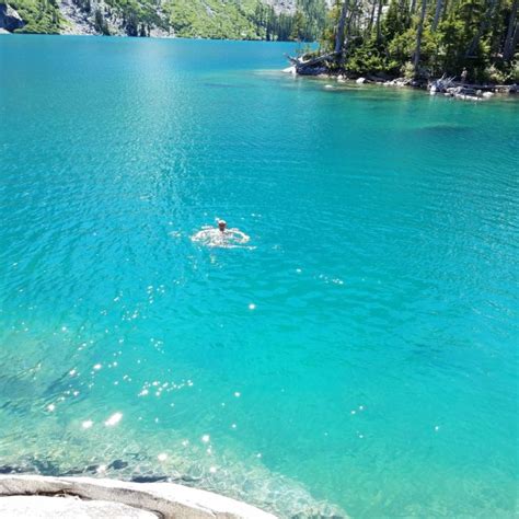 This Lake Has The Bluest Water In Washington