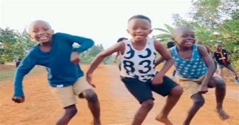 African Children Dance To Gallan Goodiyaan