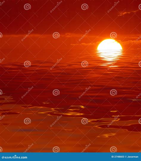 Red Ocean Sunset Stock Image Image Of Clouds Evening 2748603