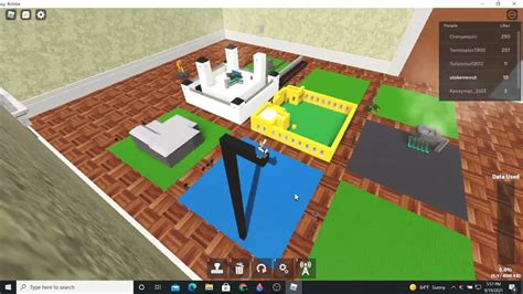 Welcome To Roblox Building How To Reach The Npcs Youtube