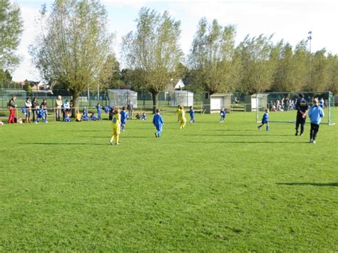 Go on our website and discover everything about your team. Voetbal Jeugd Bazel 2006: 10/10/2012 - U7 tornooi Waasland ...