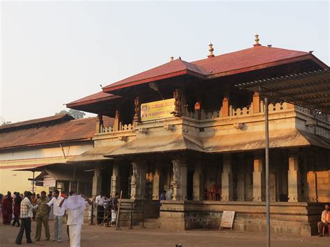 Sri Mookambika Temple A Shrine Of Devi Parashakthi Jothishi