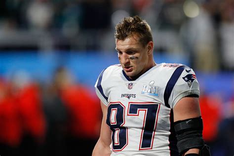 Patriots Rob Gronkowskis House Got Robbed After Super Bowl Crime News