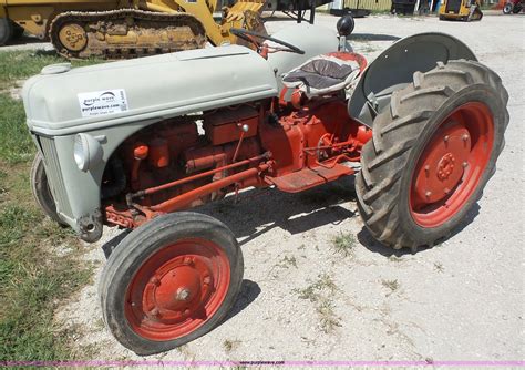 1940 Ford 9n Tractor In Wamego Ks Item K3589 Sold Purple Wave