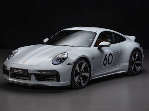 Porsche 911 Classic Reveals Heritage Inspired Limited Edition Model