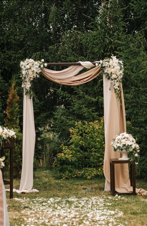 Creatively Unique Diy Wedding Arch Ideas For All Weddings ~ Oh My Veil