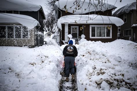 Buffalo New York Area Digs Out From Snow Ahead Of Flood