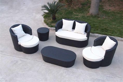 The Process Of Adorning You Home With Modern Patio Furniture Decorifusta