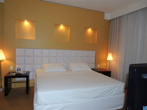 Golden Executive Hotel › Concierge Floripa