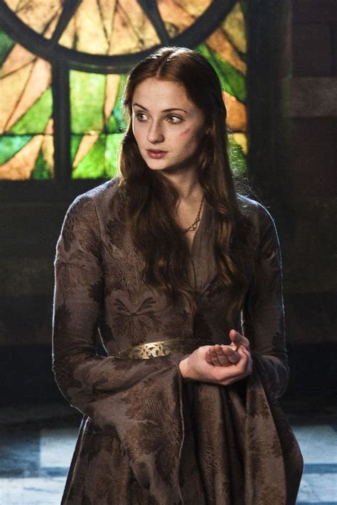 Game Of Thrones Sansa Stark Plotted To Betray Starks In Abandoned Plot