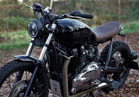 Bonneville t100 is available with manual transmission. Custom triumph bonneville T100 Scrambler | Scrambler ...