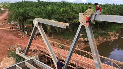 Boven Digoel Pekerjaan Pemasangan Jembatan Rangka Baja Part 3 YouTube