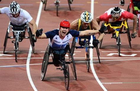 David Weir Takes Third Title As Britains Paralympic Gold Run Continues Metro News
