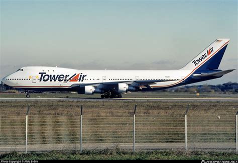 N604ff Tower Air Boeing 747 121