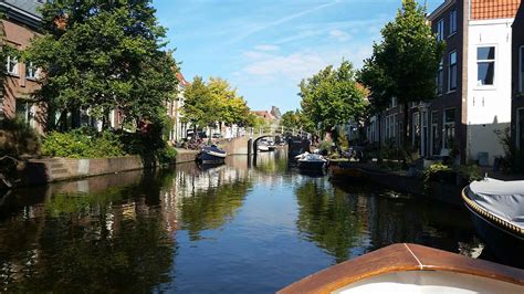 Canal of Leiden, Netherlands | Canal, Leiden, Netherlands