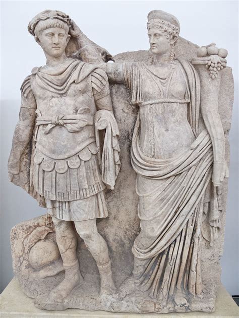 Nero A História Do Imperador Romano Conhecido Por Sua Tirania E