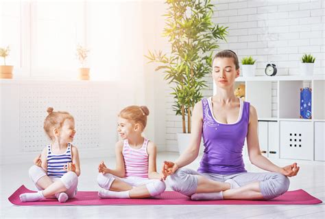 Orang yang depresi perlu dipantau oleh spesialis. Meditasi, Obat untuk Depresi dan Cegah Beragam Penyakit ...