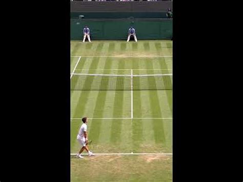 Carlos Alcaraz Impresses Wimbledon Crowd With Racket Catch Youtube