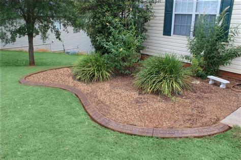 We handle all types of concrete for foundations, pergolas, grass, sprinklers, artificial turf, retaining walls, decorative walls, patios. Concrete Landscape Curbing we installed Duluth and Suwanee ...