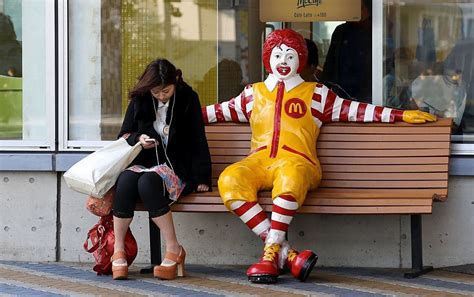 That S A Diet Aid Lovin It Netizens Freak Out Over Japanese Sexy Ronald Mcdonald Ad