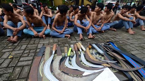 13 Pelajar Ditangkap Karena Hendak Tawuran Ada Yang Pura Pura Cuci Piring Media Indo Pos