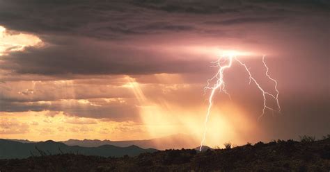 This Epic 4k Film Captures The Beauty Of Lightning At 1000fps