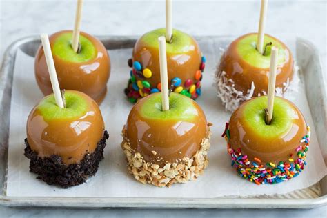 Easy Caramel Apples These Are One Of The Ultimate Fall Treats This