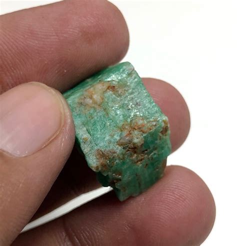 26 Carats Natural Emerald Rough Crystal From Swat Pakistan Etsy