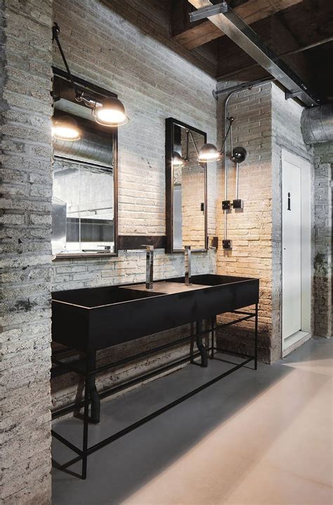 30 Favorite Industrial Bathroom Design Ideas For Comfortable Bathing