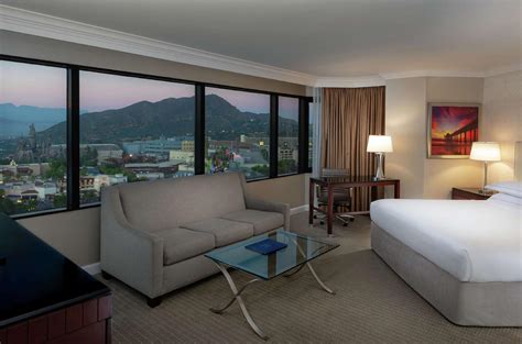 Hilton Los Angeles Universal City Hotel In Los Angeles Ca Room