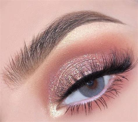 Pink Glittery Eye Makeup Christmas Makeup Look Rose Gold Makeup