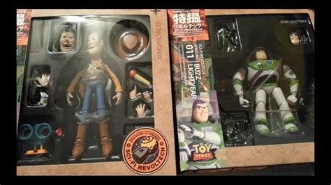 Revoltech Toy Story Woody And Buzz Lightyear Figure Review Youtube