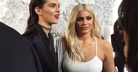 Kendall And Kylie Jenner Sorry For T Shirts Disrespectful To Rock